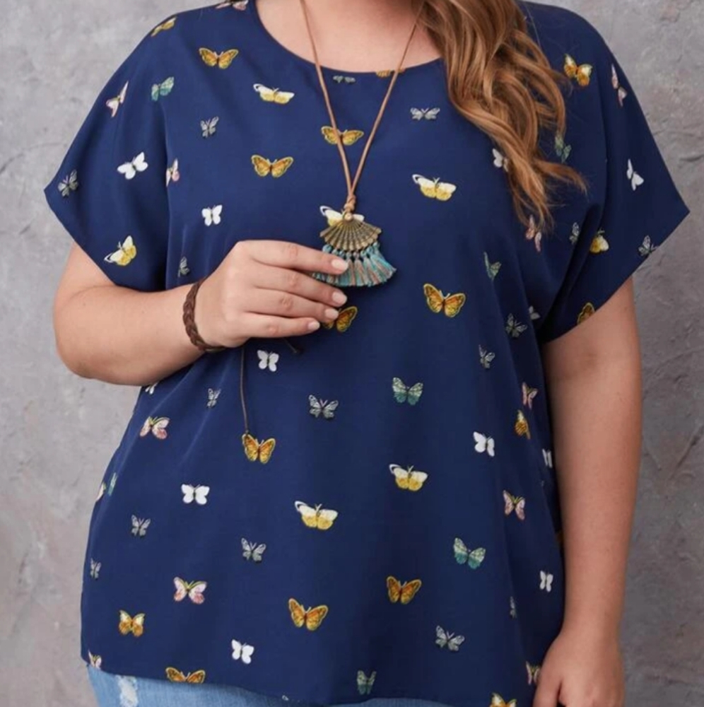 Emery Rose Plus Butterfly Print Dolman Sleeve Top